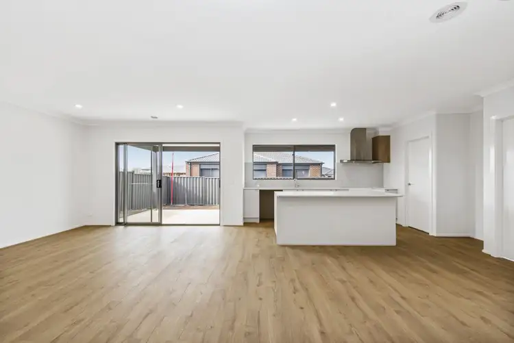 Sixth view of Homely house listing, 7 Caribbean Circuit, Clyde VIC 3978