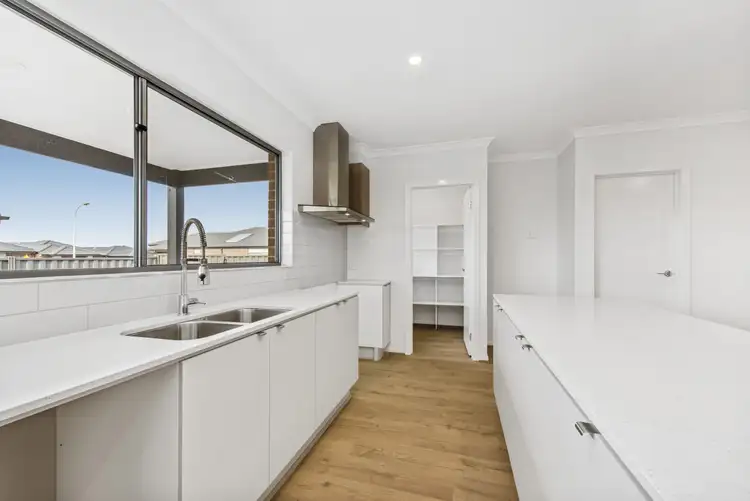 Seventh view of Homely house listing, 7 Caribbean Circuit, Clyde VIC 3978