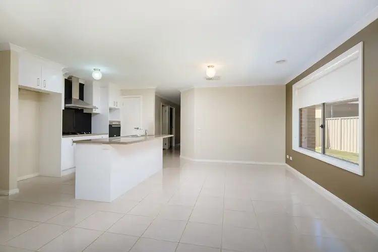 Second view of Homely house listing, 27 Inwood Crescent, Wodonga VIC 3690