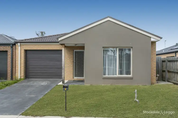 9 Banjo Circuit, Lynbrook VIC 3975