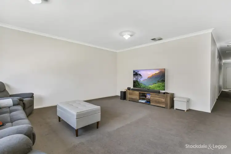 Fifth view of Homely house listing, 9 Banjo Circuit, Lynbrook VIC 3975