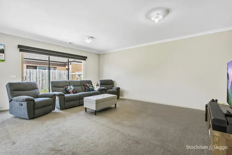 Sixth view of Homely house listing, 9 Banjo Circuit, Lynbrook VIC 3975