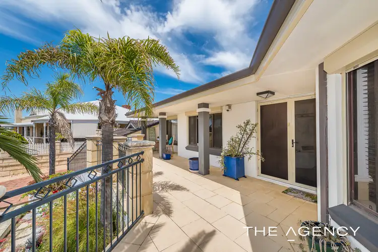 7 Collaroy Court, Kallaroo WA 6025
