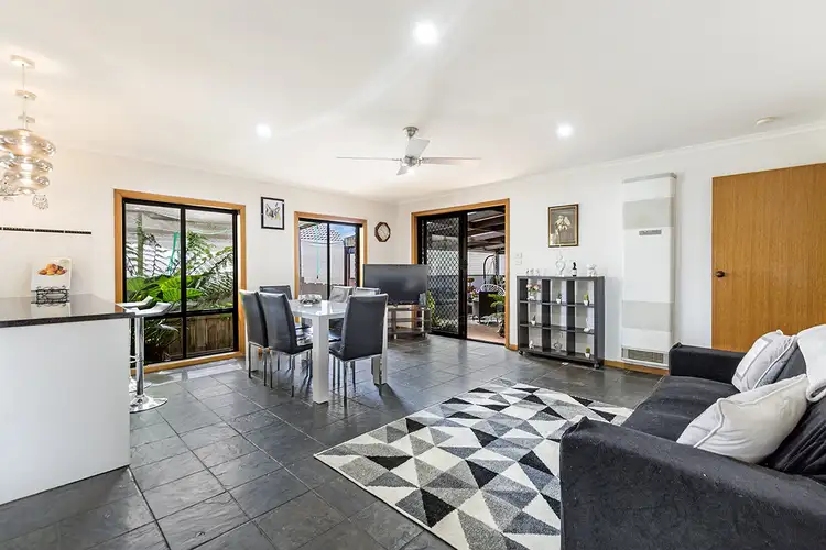 Third view of Homely house listing, 8 Chamberlain Crt, Hamilton VIC 3300