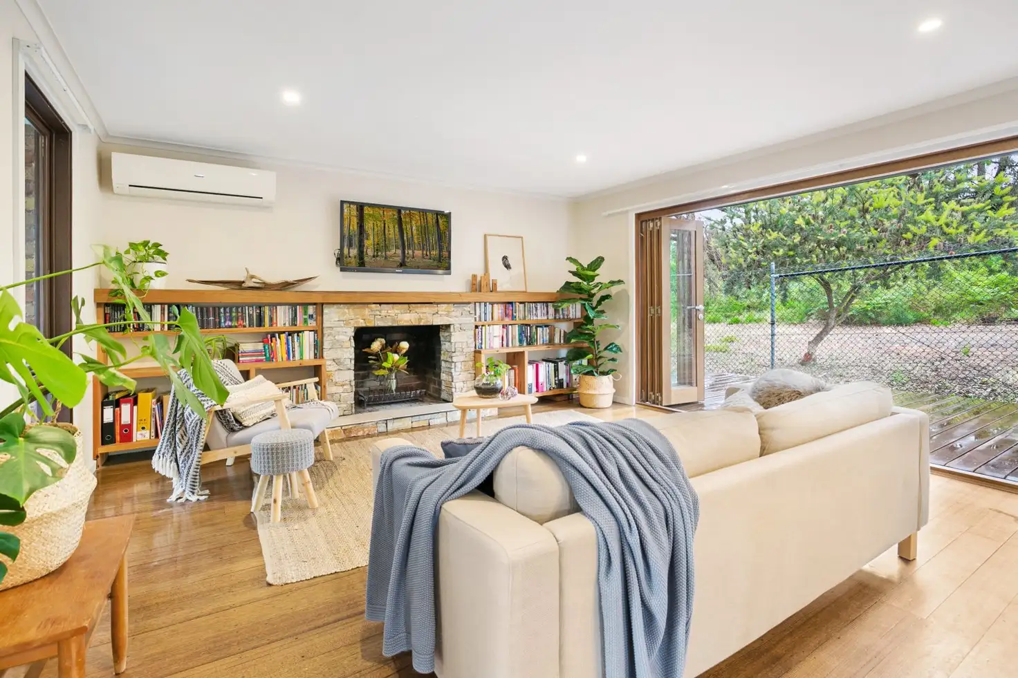 Main view of Homely house listing, 6 Jindalee Court, Frankston VIC 3199