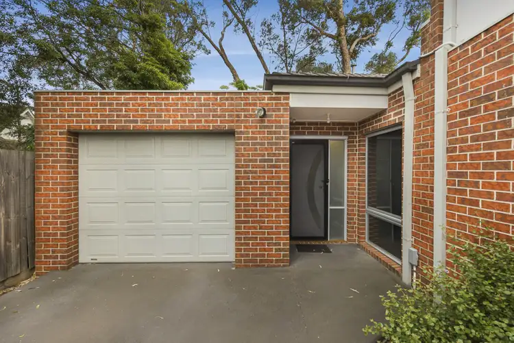 12 Ambrie Crescent