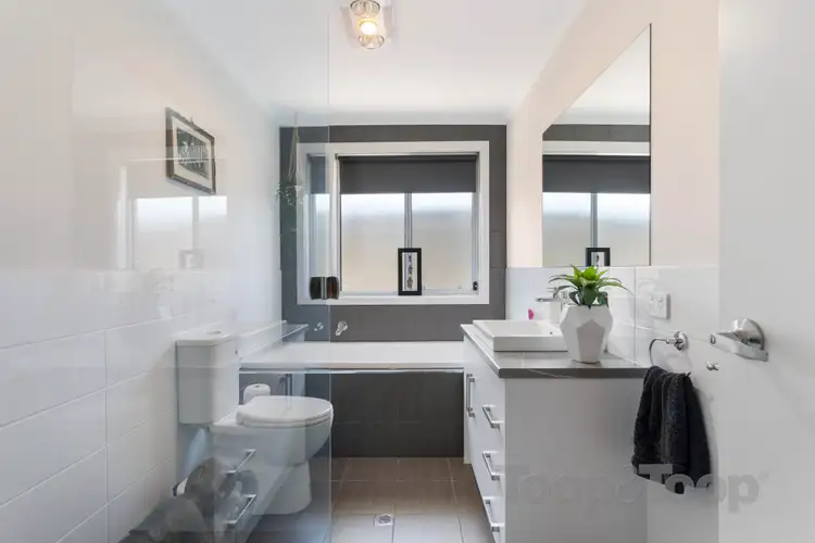 Fifth view of Homely house listing, 2 Tallara Crescent, Munno Para SA 5115