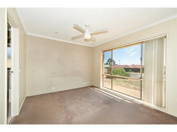 Fifth view of Homely house listing, 5 Billy Hughes Court, Wodonga VIC 3690