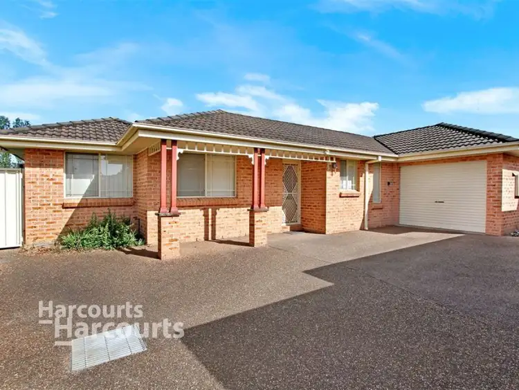 Main view of Homely villa listing, 4/7 Osborne Street, Dapto NSW 2530
