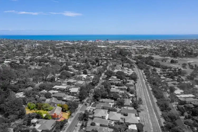 Third view of Homely house listing, 32 Kenilworth Avenue, Frankston VIC 3199