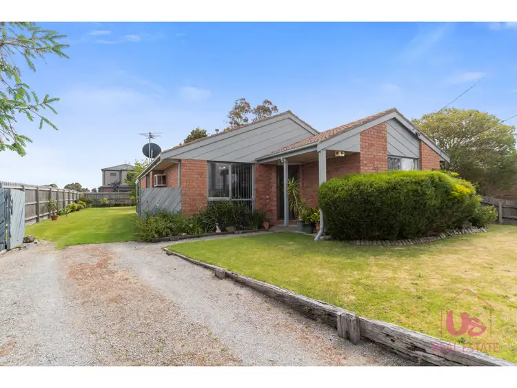 30 Laurel Crescent, Carrum Downs VIC 3201