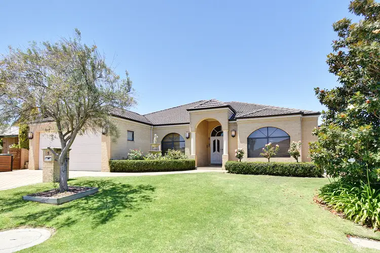 5 Henley Park Rise, Pearsall WA 6065