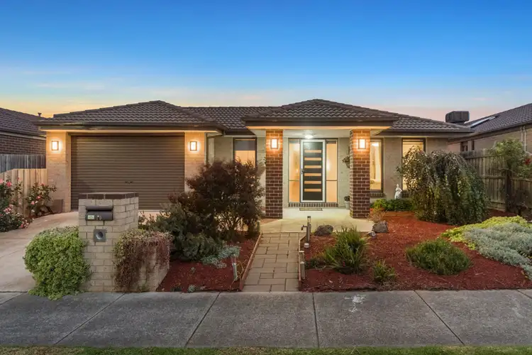 19 Montdami Way, Carrum Downs VIC 3201