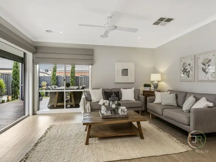 Fifth view of Homely house listing, 61 Avonbury Circuit, Cranbourne West VIC 3977