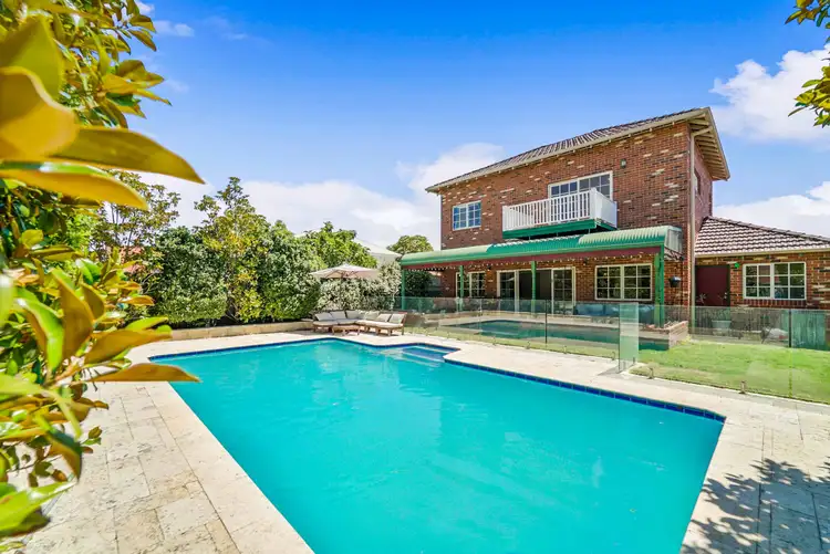 18 Kalgoorlie Street, Mount Hawthorn WA 6016