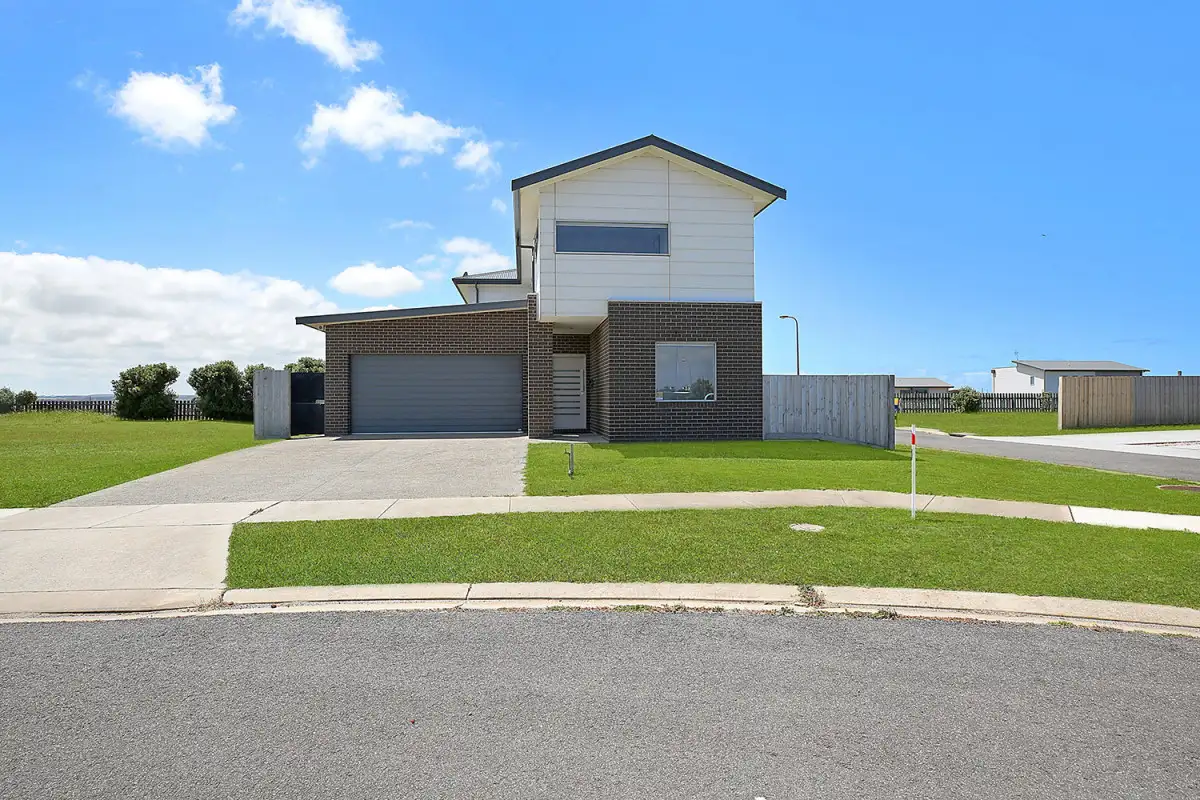 Main view of Homely house listing, 8 Callaway Court, Peterborough VIC 3270