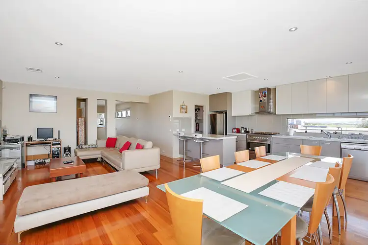 Fourth view of Homely house listing, 8 Callaway Court, Peterborough VIC 3270