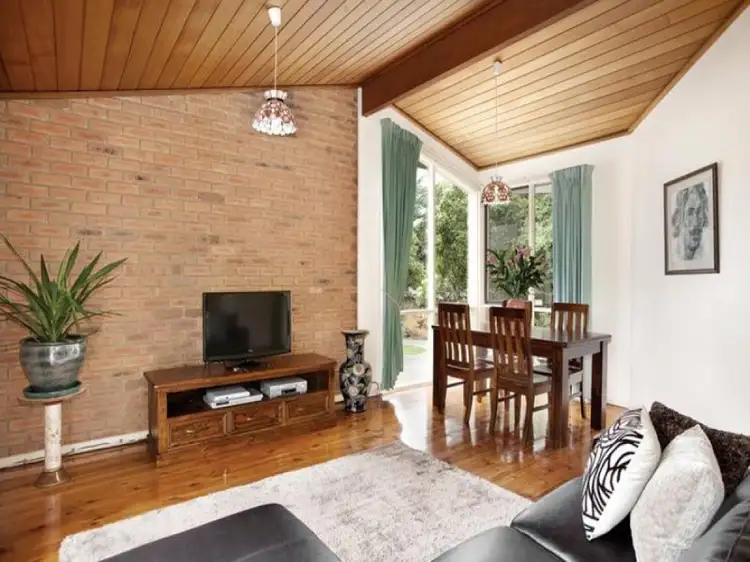 2/18 Raynes Street, Balwyn VIC 3103