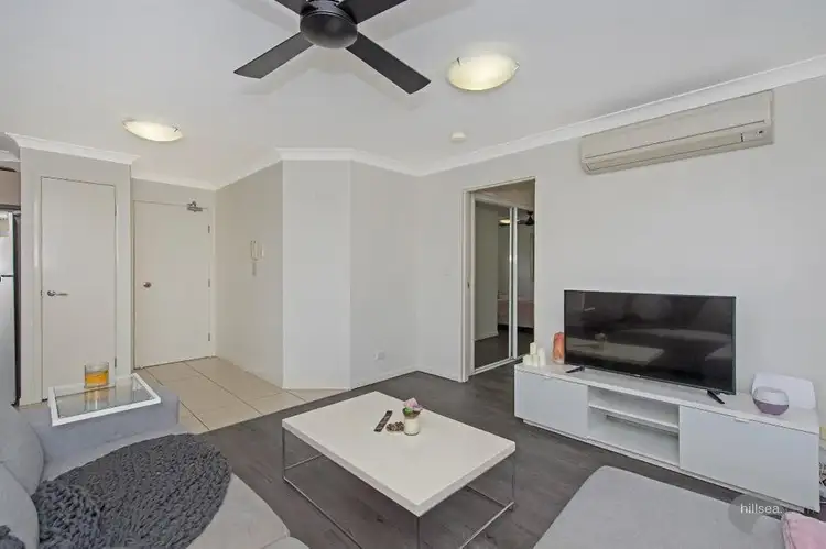 Fifth view of Homely unit listing, 6/7 Phillip Street, Labrador QLD 4215