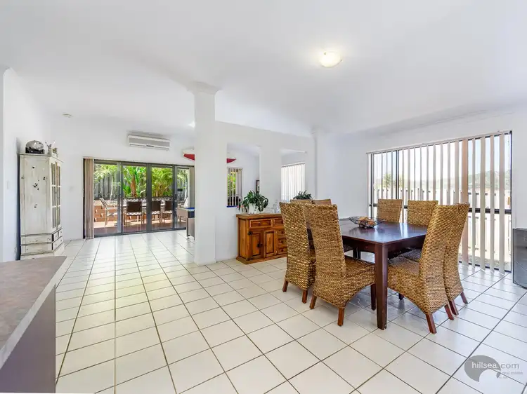 13 Palmerston Drive, Oxenford QLD 4210