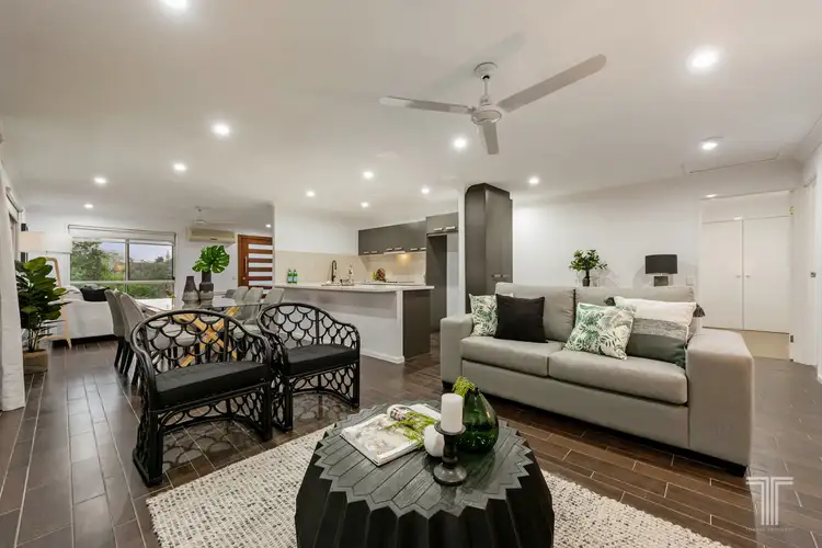 6 Madison Place, Carina QLD 4152