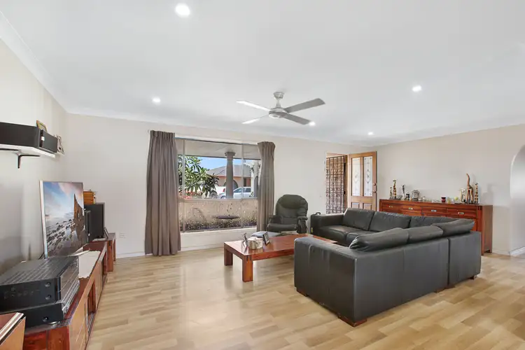 Second view of Homely semi-detached listing, 1/25 Tekapo Street, Broadbeach Waters QLD 4218
