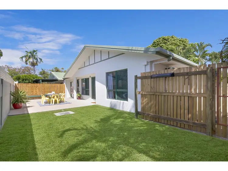 2/47 Goldring Street, Hermit Park QLD 4812