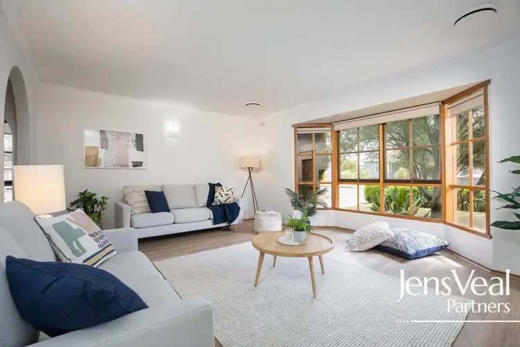 17 Salisbury Avenue, Newington VIC 3350