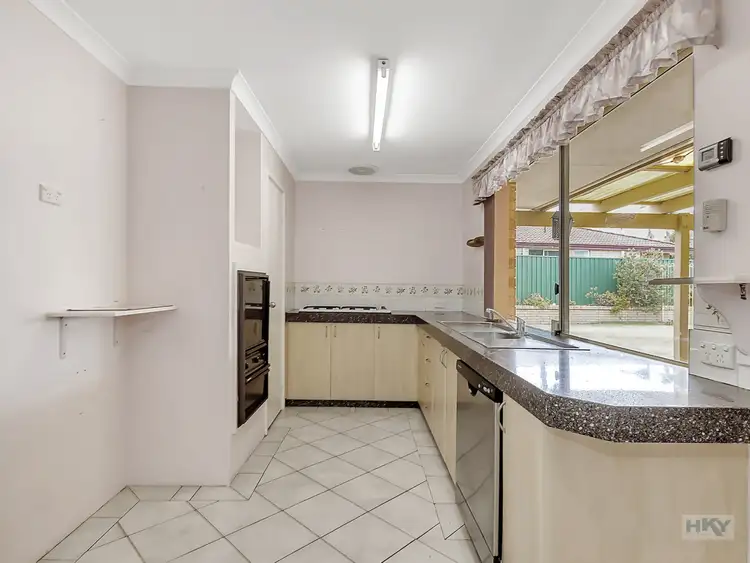 Sixth view of Homely house listing, 2 Congressional Crescent, Connolly WA 6027