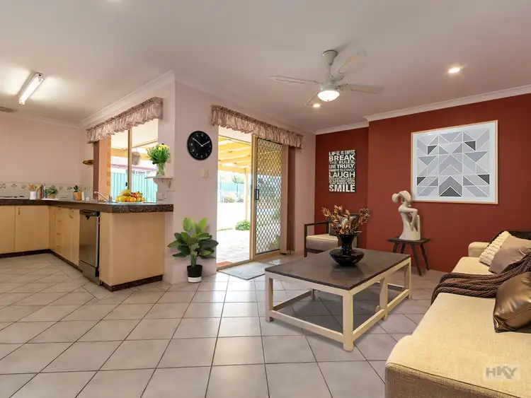 Seventh view of Homely house listing, 2 Congressional Crescent, Connolly WA 6027