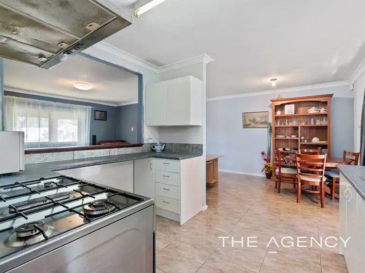 Fifth view of Homely house listing, 6 The Close, Swan View WA 6056