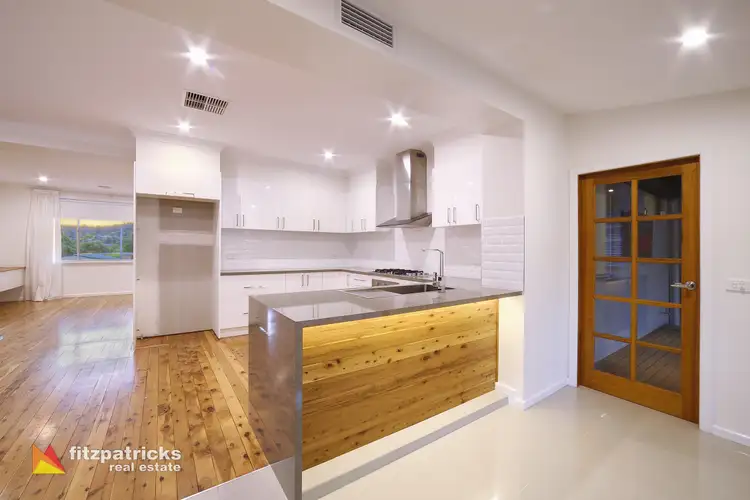 24 White Avenue, Kooringal NSW 2650