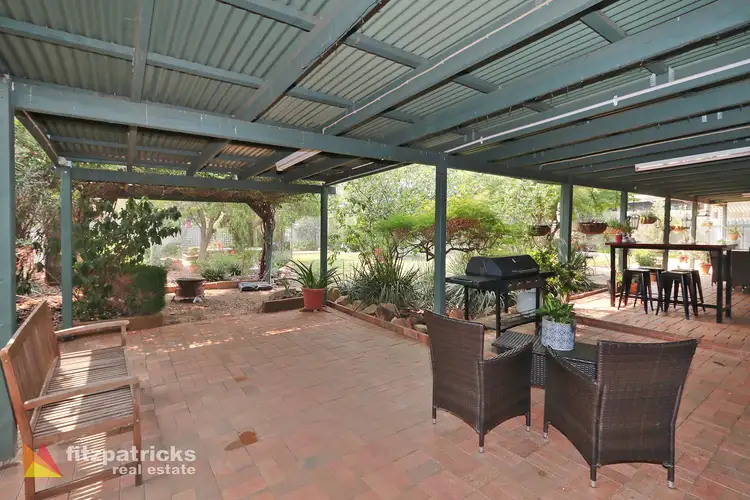 Fifth view of Homely house listing, 4 Jeeba Place, Glenfield Park NSW 2650