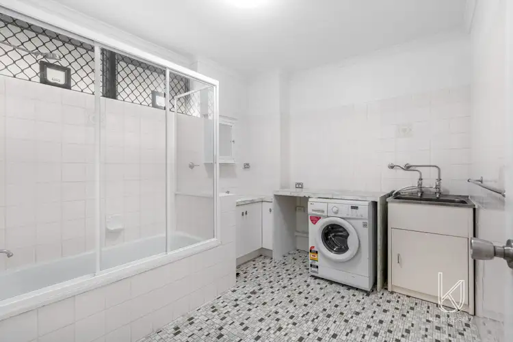 Fifth view of Homely unit listing, 8/67 Macquarie Street, St Lucia QLD 4067