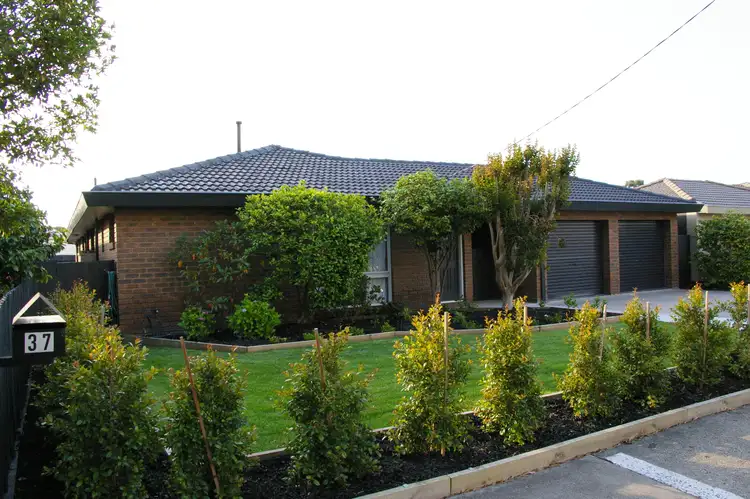 37 Grubb Avenue, Traralgon VIC 3844