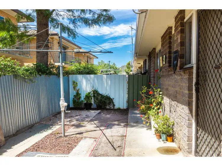Third view of Homely unit listing, 2/199 Alexandra Street, East Albury NSW 2640