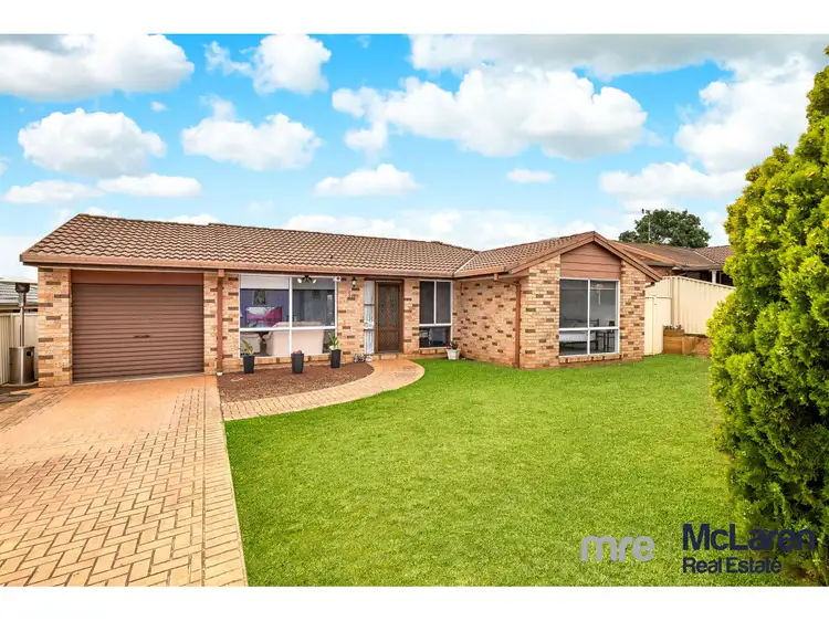 10 Lochalsh Street, St Andrews NSW 2566