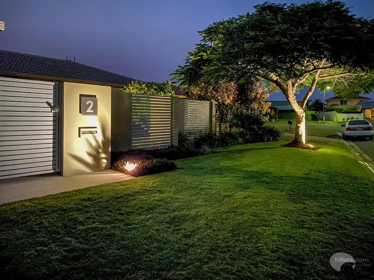 2 Tinba Court, Runaway Bay QLD 4216