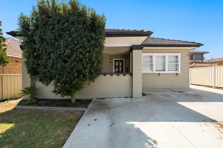 1/285 Sandgate Road, Shortland NSW 2307