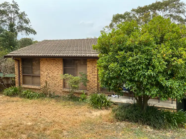 4 Florey Crescent, Springwood NSW 2777