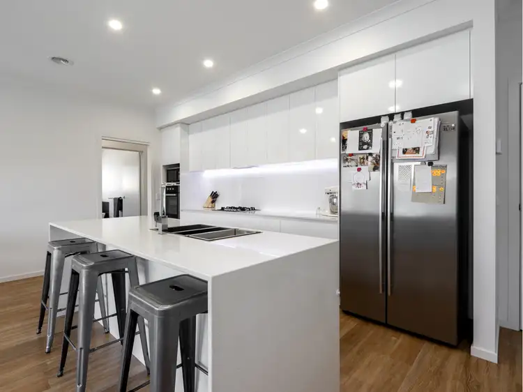 Fifth view of Homely townhouse listing, 4 Lapwing Lane, Sale VIC 3850