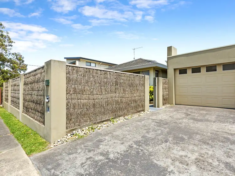 13 Downward Street, Mornington VIC 3931