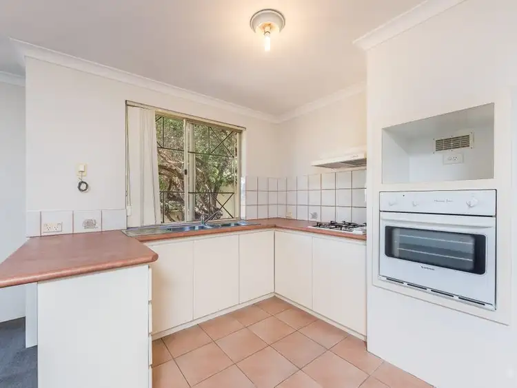 Seventh view of Homely townhouse listing, 9/9 Gochean Avenue, Bentley WA 6102