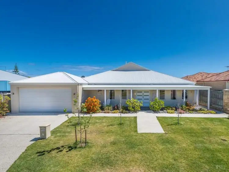 5 Berrington Pass, Quinns Rocks WA 6030