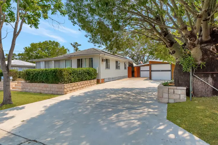 1 Vineyard Street, One Mile QLD 4305