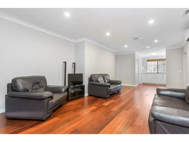 Sixth view of Homely house listing, 2/15 Hesford Avenue, Mount Pleasant WA 6153