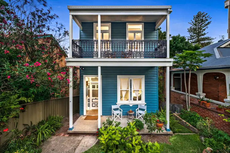 7 Barker Street, The Hill NSW 2300