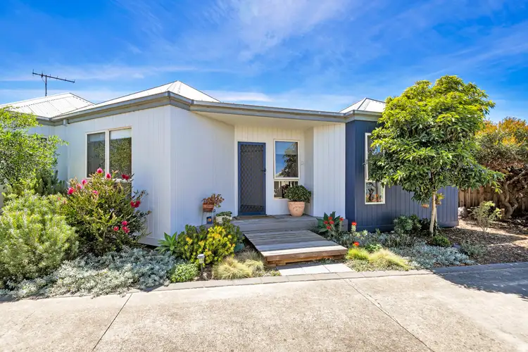 4/12 St Leonards Parade, St Leonards VIC 3223