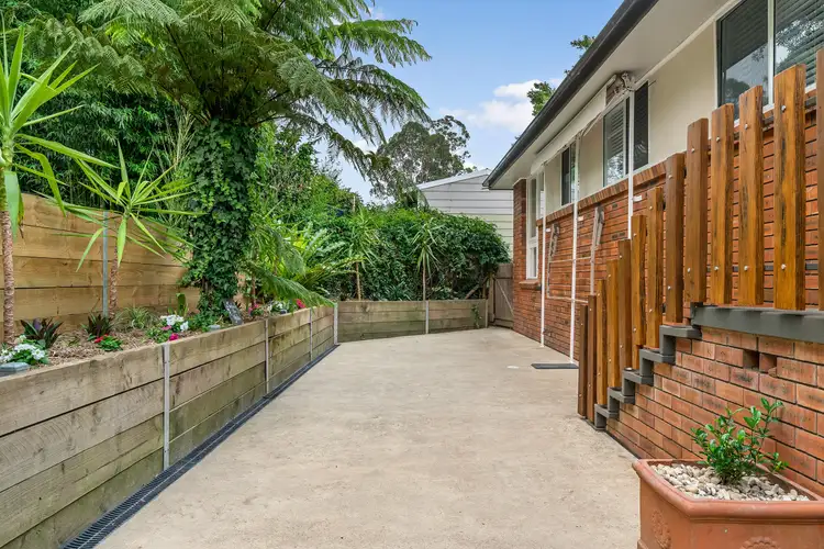 Third view of Homely house listing, 2 Nina Place, Kurrajong Heights NSW 2758