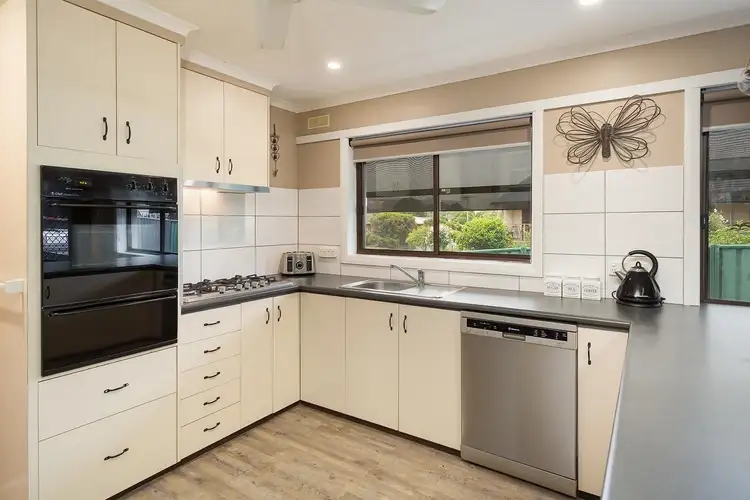 Fifth view of Homely house listing, 9 Yamba Street, Tallangatta VIC 3700